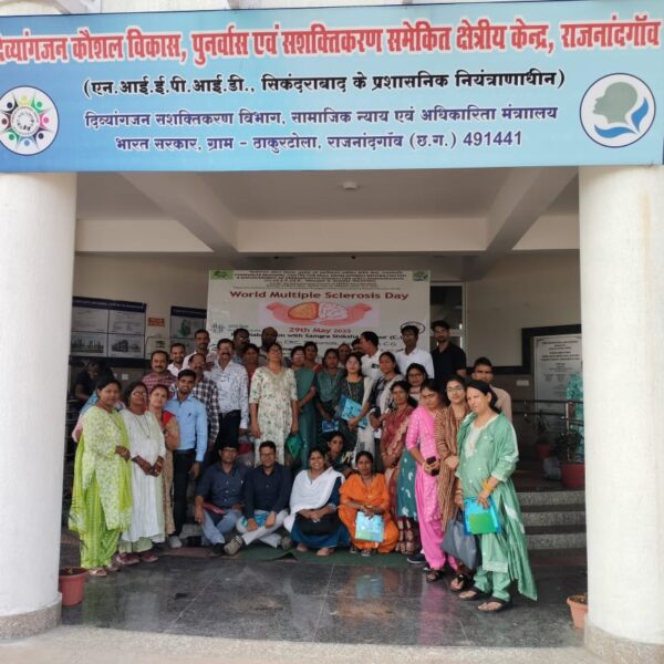 सीआरसी राजनंदगांव में बीआरपी समावेशी शिक्षा व विशेष शिक्षक हेतु नवाचारी गतिविधियों पर प्रशिक्षण कार्यक्रम संपन्न