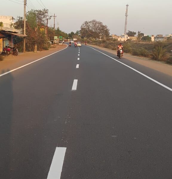 महाराष्ट्र तक का सफर हुआ आसान,सड़क का काम हुआ पूरा……
