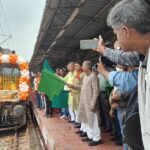 अयोध्या रामलला के दर्शन को बिलासपुर रेलवे स्टेशन से  विशेष ट्रेन को हरी झंडी दिखाकर किया गया रवाना…..