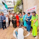 रानी सूर्यमुखी देवी वार्ड में महापौर मधुसूदन यादव ने वार्ड विकास के लिए भूमिपूजन कर लगाए विभिन्न प्रजाति के पौधे….