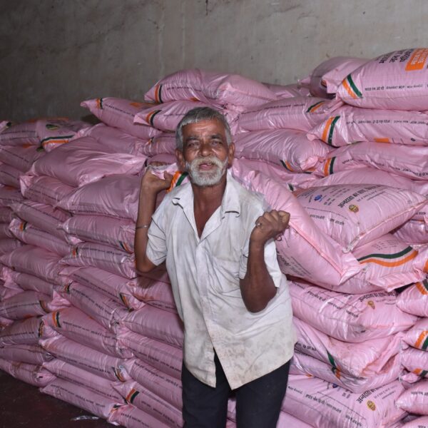 जिले में 31070.7 मीट्रिक टन रासायनिक खाद का भंडारण, किसानों को अब तक 26836.9 मीट्रिक टन रासायनिक खाद का हुआ वितरण….