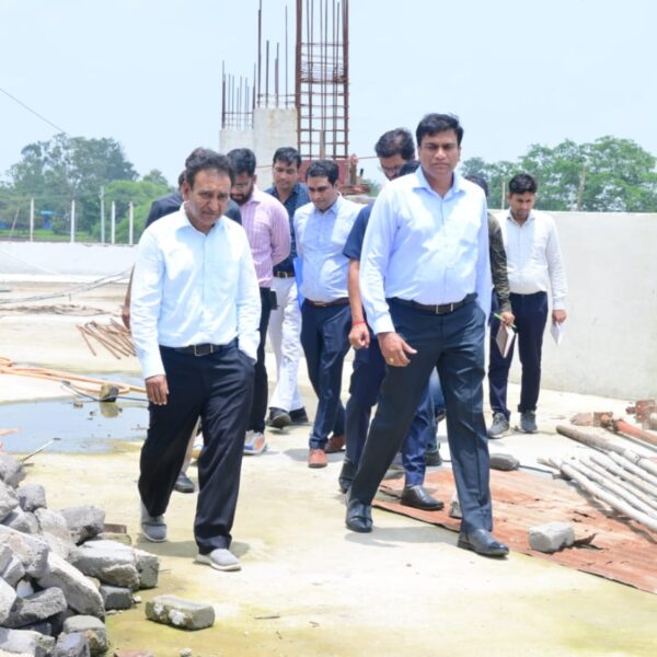 सचिव दिव्यांगजन सशक्तिकरण विभाग भारत सरकार राजेश अग्रवाल ने सीआरसी सेंटर ठाकुरटोला का किया निरीक्षण….