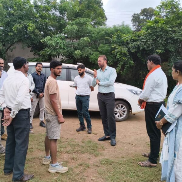 कलेक्टर ने डोंगरगढ़ विकासखंड के दूरस्थ अंचल क्षेत्र ग्राम लाल बहादुर नगर, बोरतलाब, बागरेकसा, रानीगंज तथा पनियाजोब एवं ढारा जलाशय का किया निरीक्षण….