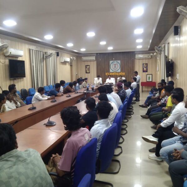 गणेश उत्सव के उपलक्ष्य में डी जे संचालको को साउंड सिस्टम संचालन के लिए अनुविभागीय दण्डाधिकारी से परमिशन लेने दिये गये निर्देश….