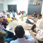 महापौर ने ली विभागीय बैठक, गणेश पर्व को देखते हुए पेचवर्क करने, विद्युत व्यवस्था दुरूस्त करने के दिए निर्देश….