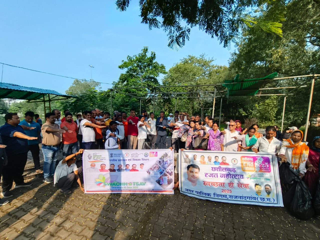 पर्यावरण संरक्षण के लिए पुष्पवाटिका, चौपाटी में चला स्वच्छता अभियान, सेवा पखवाडा में स्वच्छ एवं हरित उत्सव के लिए हर वर्ग में उत्साह….