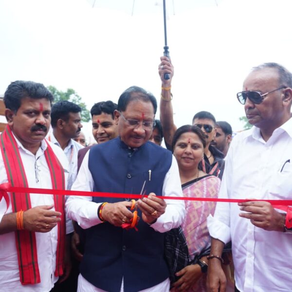 छत्तीसगढ़ को महिला केन्द्रित विकास का मॉडल बनाने वाली योजना महतारी सदन : सीएम श्री साय….