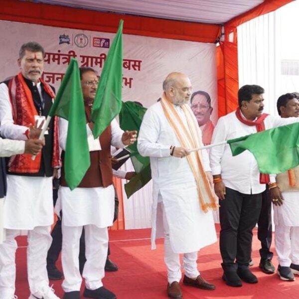 केंद्रीय गृह मंत्री अमित शाह ने मुख्यमंत्री ग्रामीण बस योजना का किया शुभारंभ….