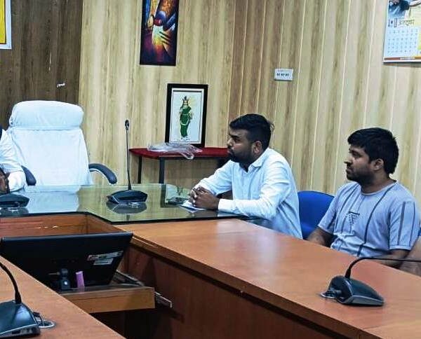 कोई भी पात्र परिवार प्रधानमंत्री उज्ज्वला योजना के लाभ से वंचित न हो : कलेक्टर….