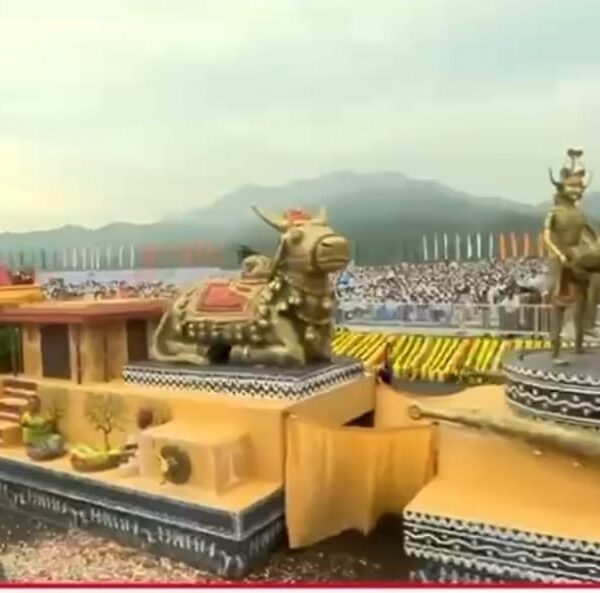 गुजरात की धरती पर बस्तर का सम्मान, एकता परेड में छत्तीसगढ़ की झांकी ने दिखाया विकास का नया मॉडल….