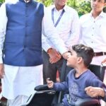 पैरों से चित्र उकेरने वाली पूनम बिटिया के जीवन में मुख्यमंत्री ने भरी नई उम्मीद — अब विशेष विद्यालय में मिलेगा शिक्षण और छात्रवृत्ति…..