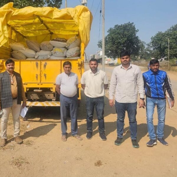 कार्रवाई : अवैध रूप से भंडारित 75 बोरी धान जब्त….