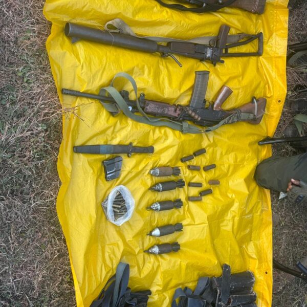 नक्सल उन्मूलन अभियान को मिली बड़ी सफलता, लमरा जंगल में दो स्थानों से भारी मात्रा में नक्सली डम्प सामग्री बरामद….