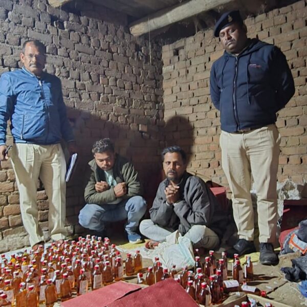 डोंगरगढ़ एवं सायबर सेल की संयुक्त सतर्कता से अवैध शराब बिक्री का प्रयास विफल…