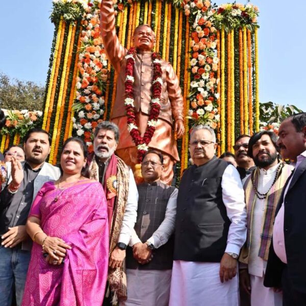 मुख्यमंत्री ने पूर्व प्रधानमंत्री स्वर्गीय अटल बिहारी वाजपेयी की जयंती पर 115 शहरों में अटल परिसरों का किया लोकार्पण…..