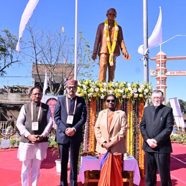 राष्ट्रपति श्रीमती द्रौपदी मुर्मू ने ‘जशक्राफ्ट’ एवं जशपुर की जनजातीय मातृशक्ति के कौशल की सराहना…..