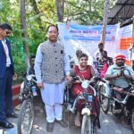 मुख्यमंत्री जनदर्शन में दिव्यांगजनों को मिली राहत,मुख्यमंत्री ने प्रदान किया बैटरी ट्राइसिकल, व्हीलचेयर और श्रवण यंत्र….