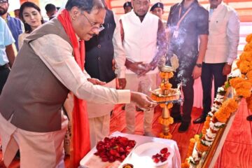 मुख्यमंत्री ने जन्मदिन पर रक्तदान शिविर का किया शुभारंभ…..