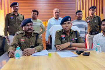 पति ने दोस्त के साथ मिलकर की पत्नि की&hellip;