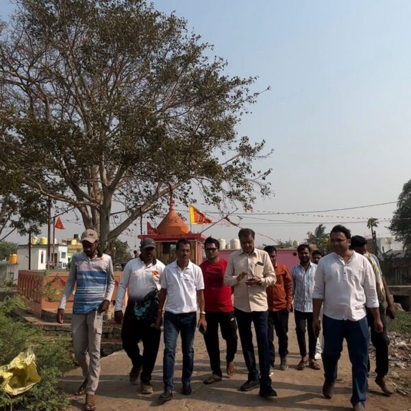 मोतीपुर वार्ड निरीक्षण, मोतीपुर बड़े तालाब एंव उद्यान का महापौर ने लिया जायजा…..