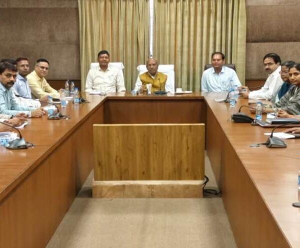 मार्कफेड की राज्य स्तरीय समीक्षा बैठक में धान निराकरण एवं उठाव में तेजी के निर्देश….