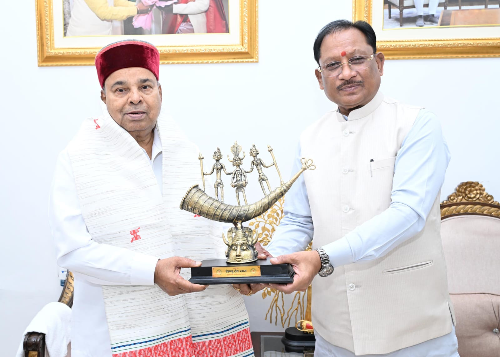 मुख्यमंत्री विष्णुदेव साय से कर्नाटक के राज्यपाल थावरचंद&hellip;