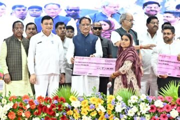 ढाई साल की उपलब्धियाँ- छत्तीसगढ़ का श्रमिक कल्याण के&hellip;