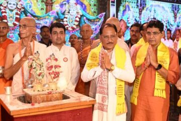 भगवान श्रीकृष्ण का जीवन हमें धर्म, कर्तव्य और लोककल्याण&hellip;