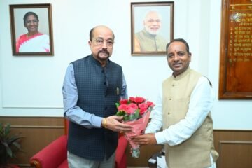 राज्यपाल श्री डेका से छत्तीसगढ़ रेड क्रॉस समिति के&hellip;